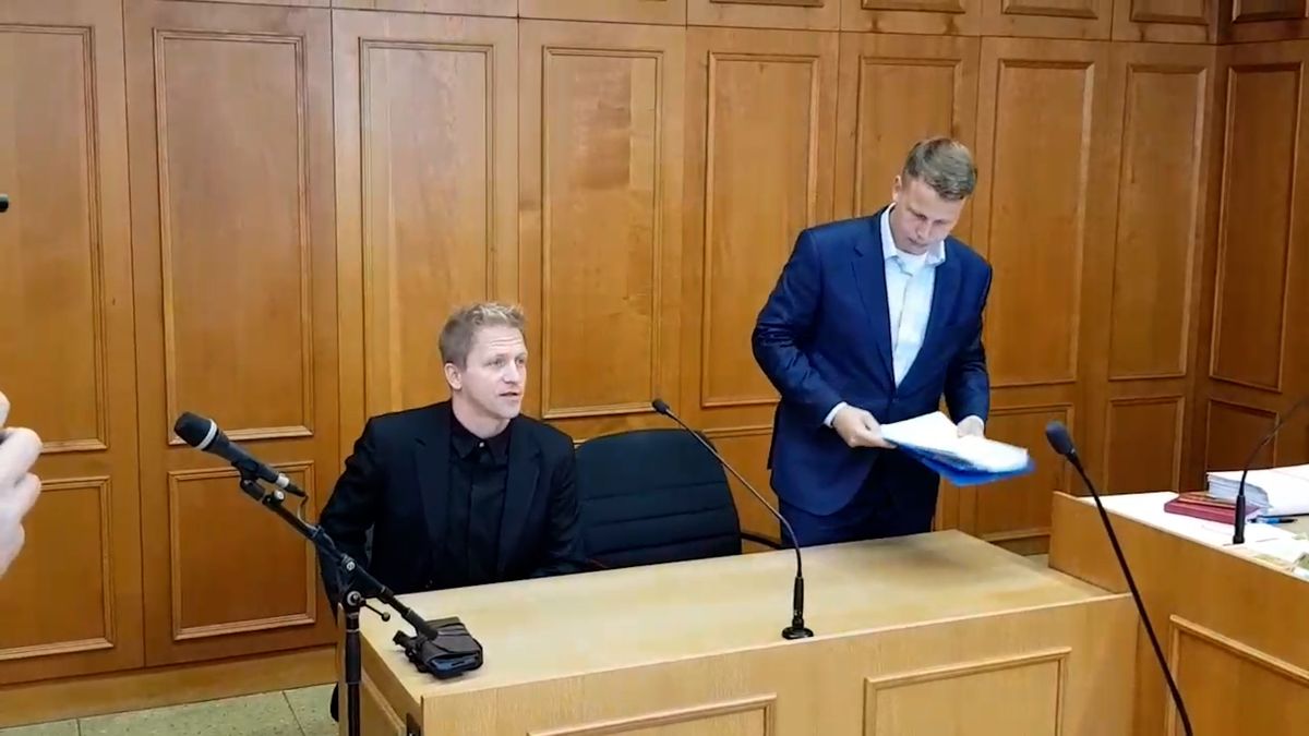 Bezpečnostní expert: Klusovo video vzbuzuje nenávist. „Prolhaný idiot“ je podle něj hyperbola