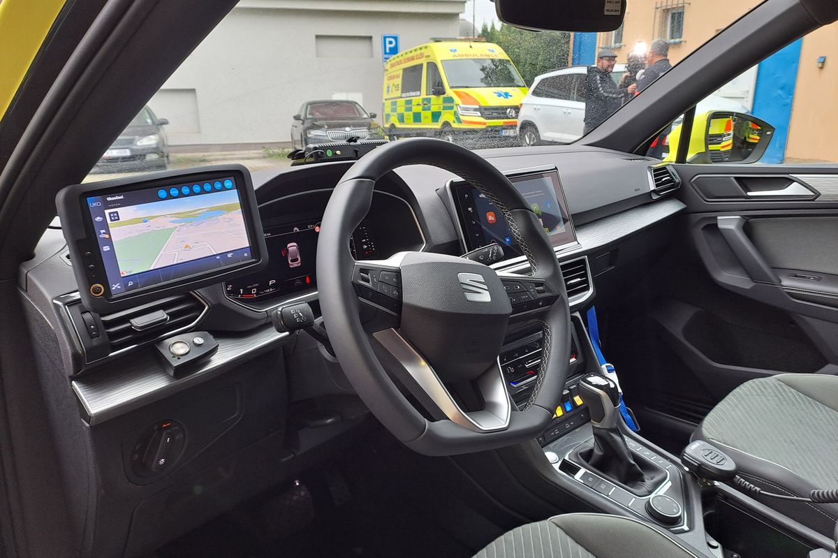 Po nehodě v Plzni ošetřili záchranáři čtyři zraněné, z toho dvě děti 