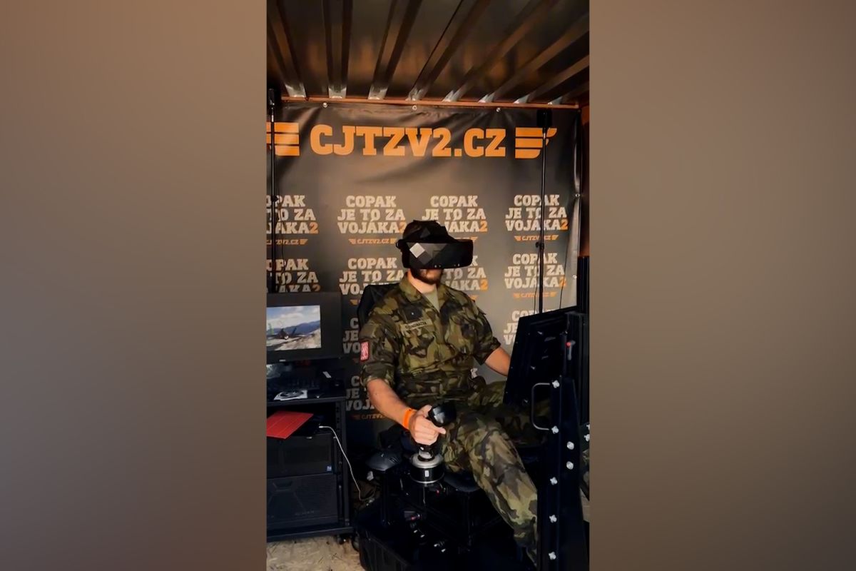 Glosa: Vojín Kouba opět hlásí návrat do zbraně