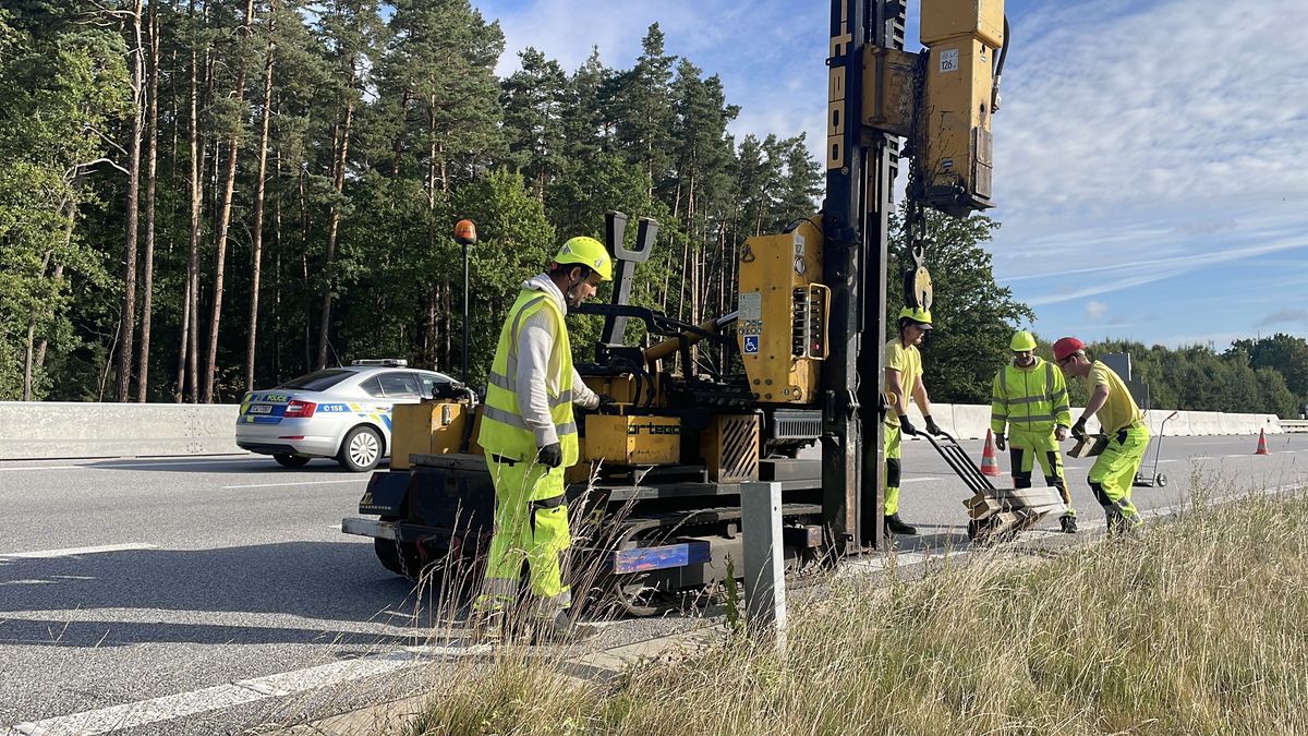 Na dálnici D3 mezi Planou a Úsilným mohou řidiči zkušebně jezdit až 150 km v hodině