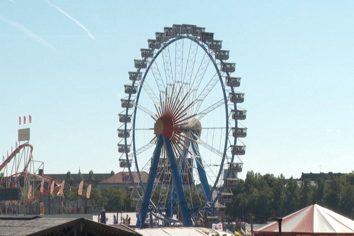 Smrt na Oktoberfestu: Za ruským kolem našli tělo muže