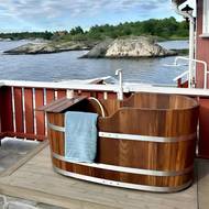 Venkovní koupání v dřevěných vanách se těší obzvláště velké oblibě hlavně v severských zemích Evropy a v Kanadě.