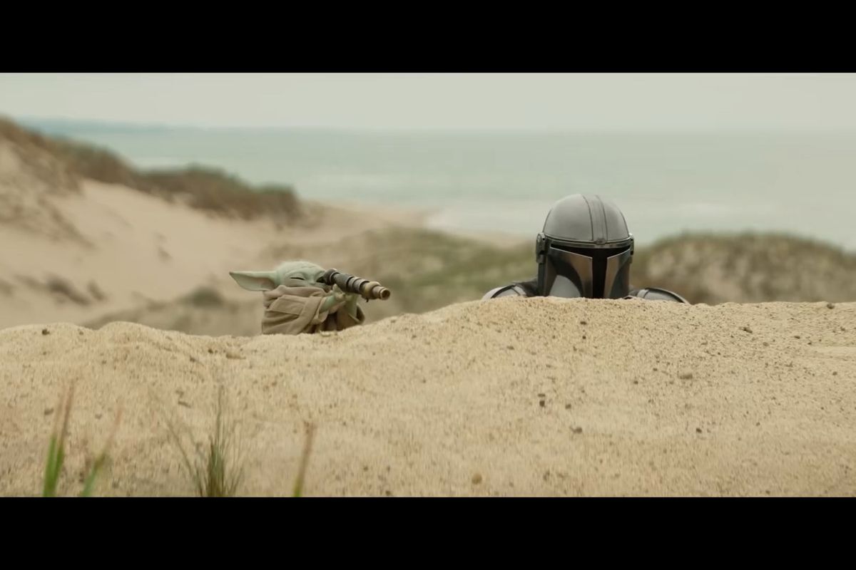 Star Wars se do kin vrátí příští květen. V hlavní roli Mandalorian a Baby Yoda