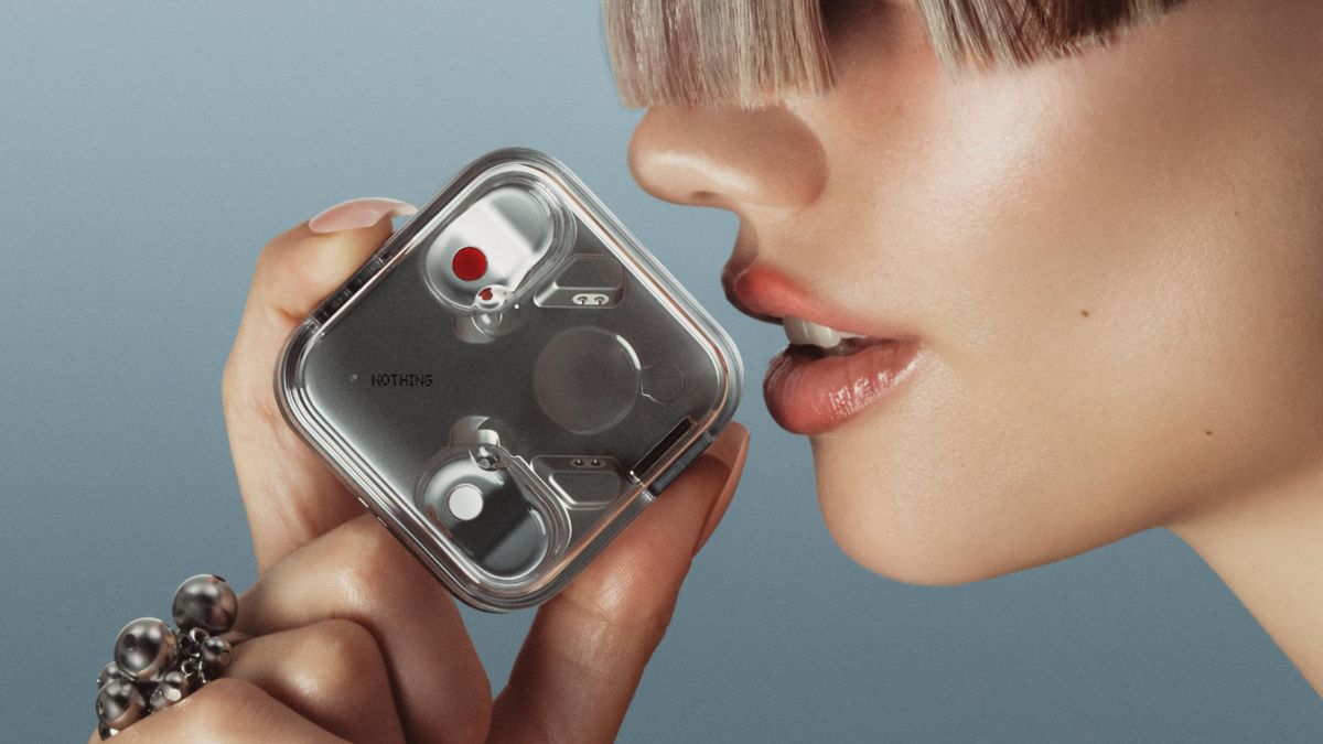 Krabička neslouží jen k nabíjení. Sluchátka Nothing lákají na zajímavou vychytávku