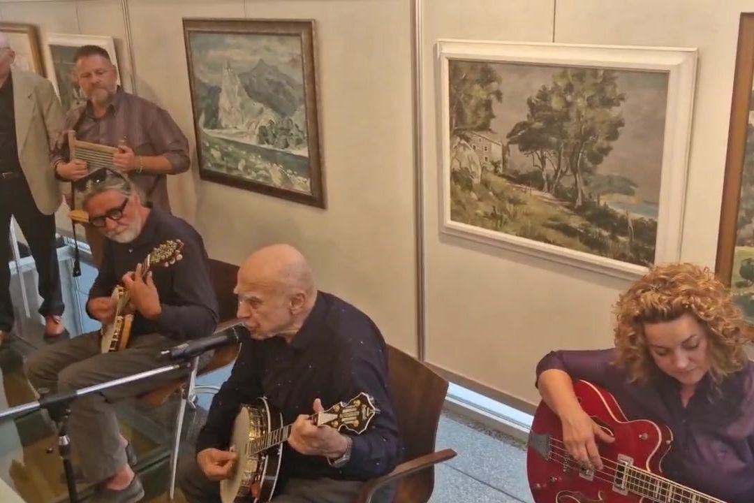 Otec slavného muzikanta Bohuslav Mládek mistrně zachytil staré pražské Holešovice