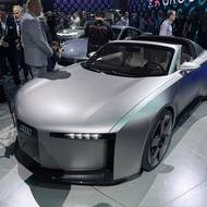 Velmi milým překvapením pak bylo představení konceptu Audi Concept C,…