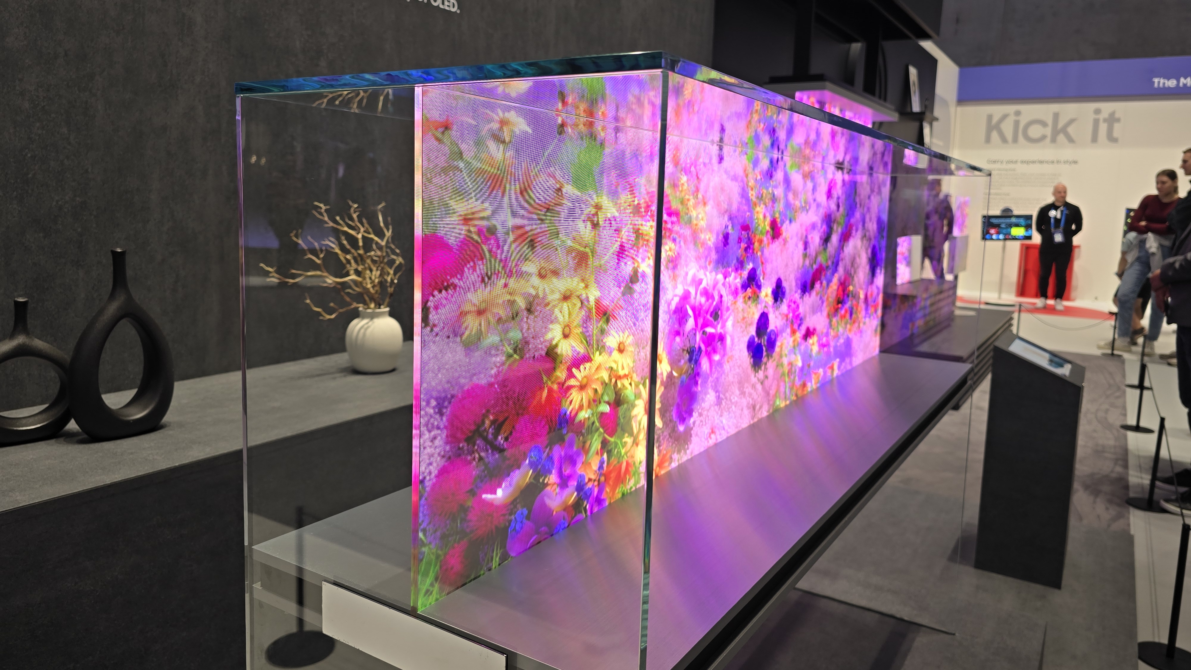 Samsung tại Slovakia ngừng sản xuất tivi, 750 người mất việc