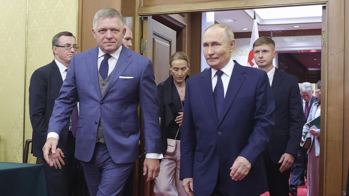 FOTO: Fico na srazu diktátorů. Putin ho chválil za nezávislost, Kim přijel vlakem