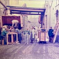 Filmaři v liberecké továrně