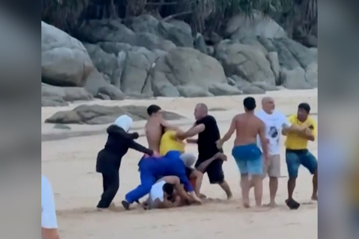„Turisté nízké kvality“ na Phuketu zmlátili plavčíky