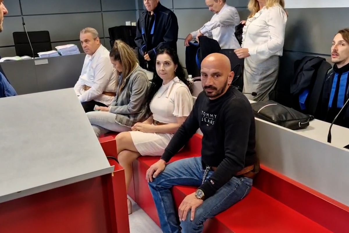 Muži obžalovaní z pokusu o podvod po požáru vily v Moravičanech se přiznali