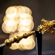 Žezlo je vysoké 67 centimetrů a váží víc než kilogram.