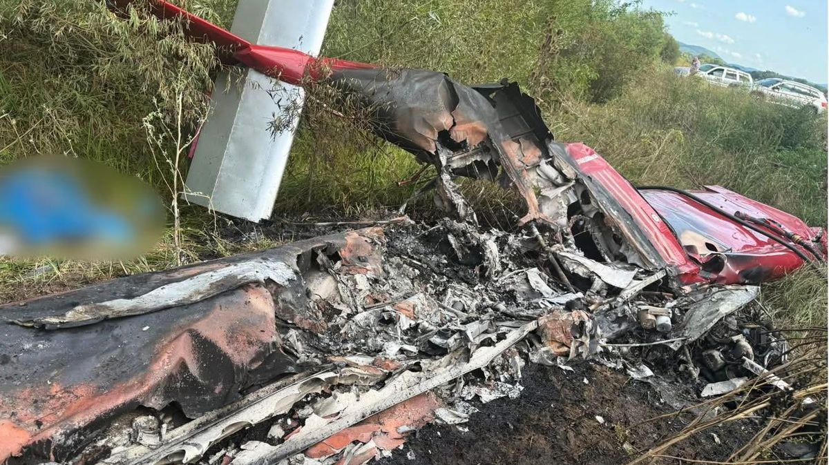 Při havárii malého letadla na Slovensku zahynuli profesionální voják a jeho příbuzný