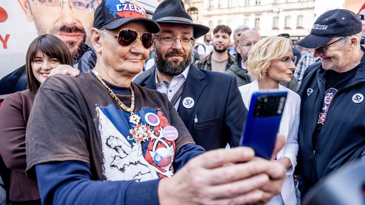 Sterzik vyhořel i na domácím hřišti. V Miroslavi dostalo Stačilo! jen 91 hlasů