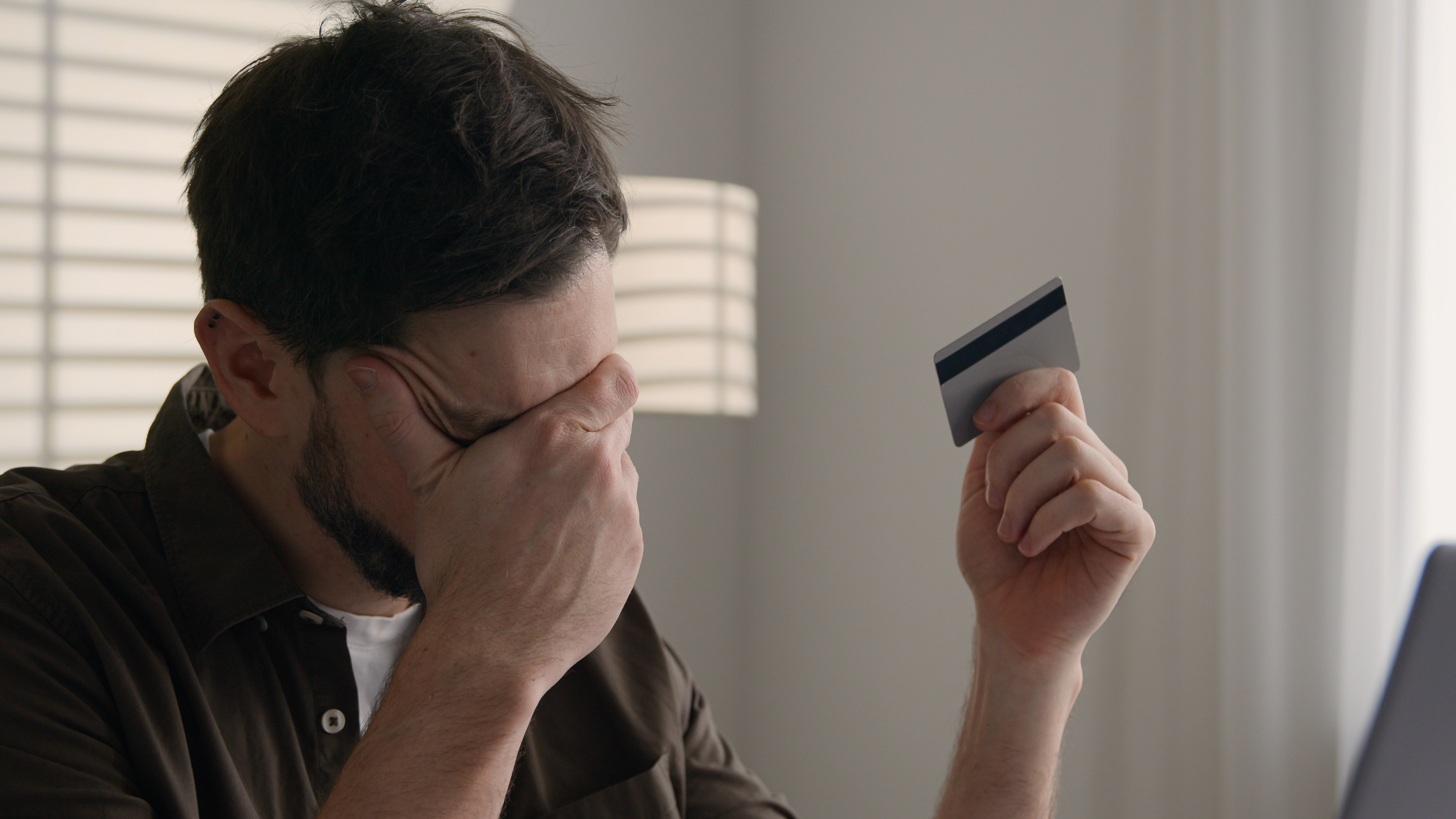 Snaha získat erotická videa stála muže z Přerova desítky tisíc korun