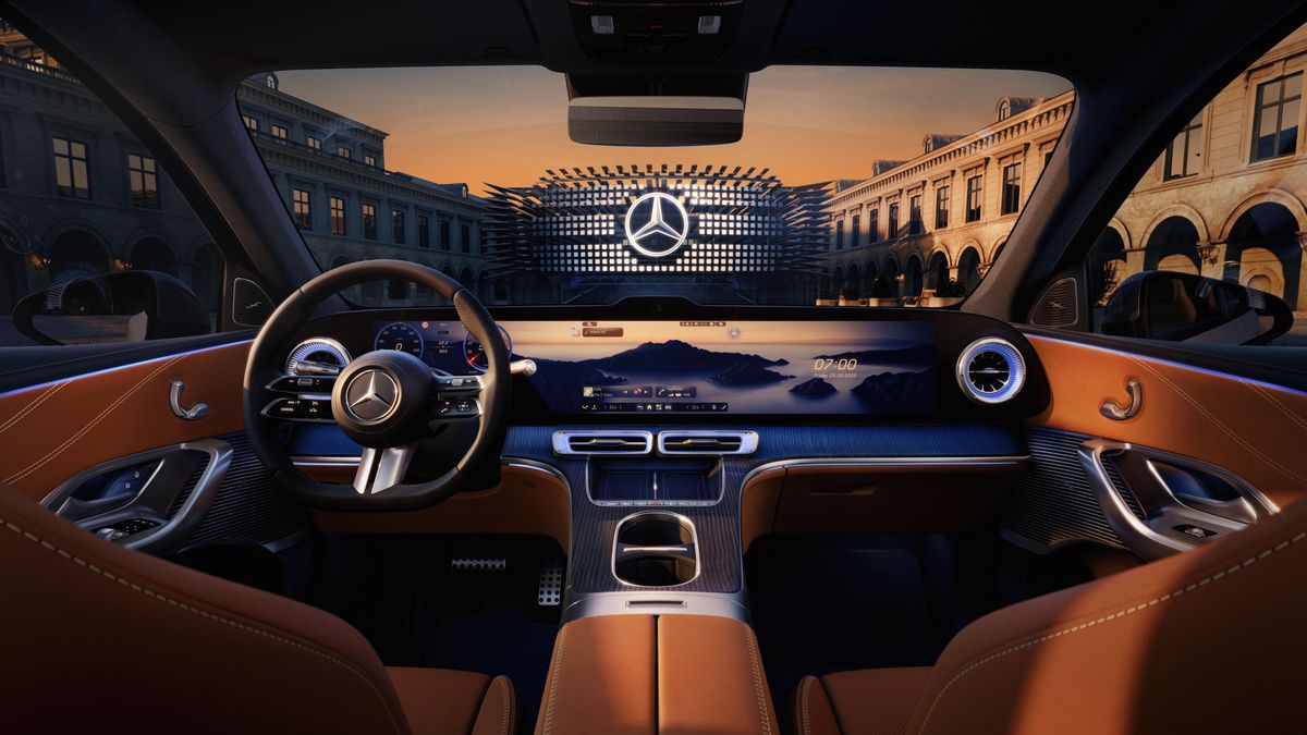 Nový Mercedes GLC odkrývá kabinu s obřím displejem místo palubní desky