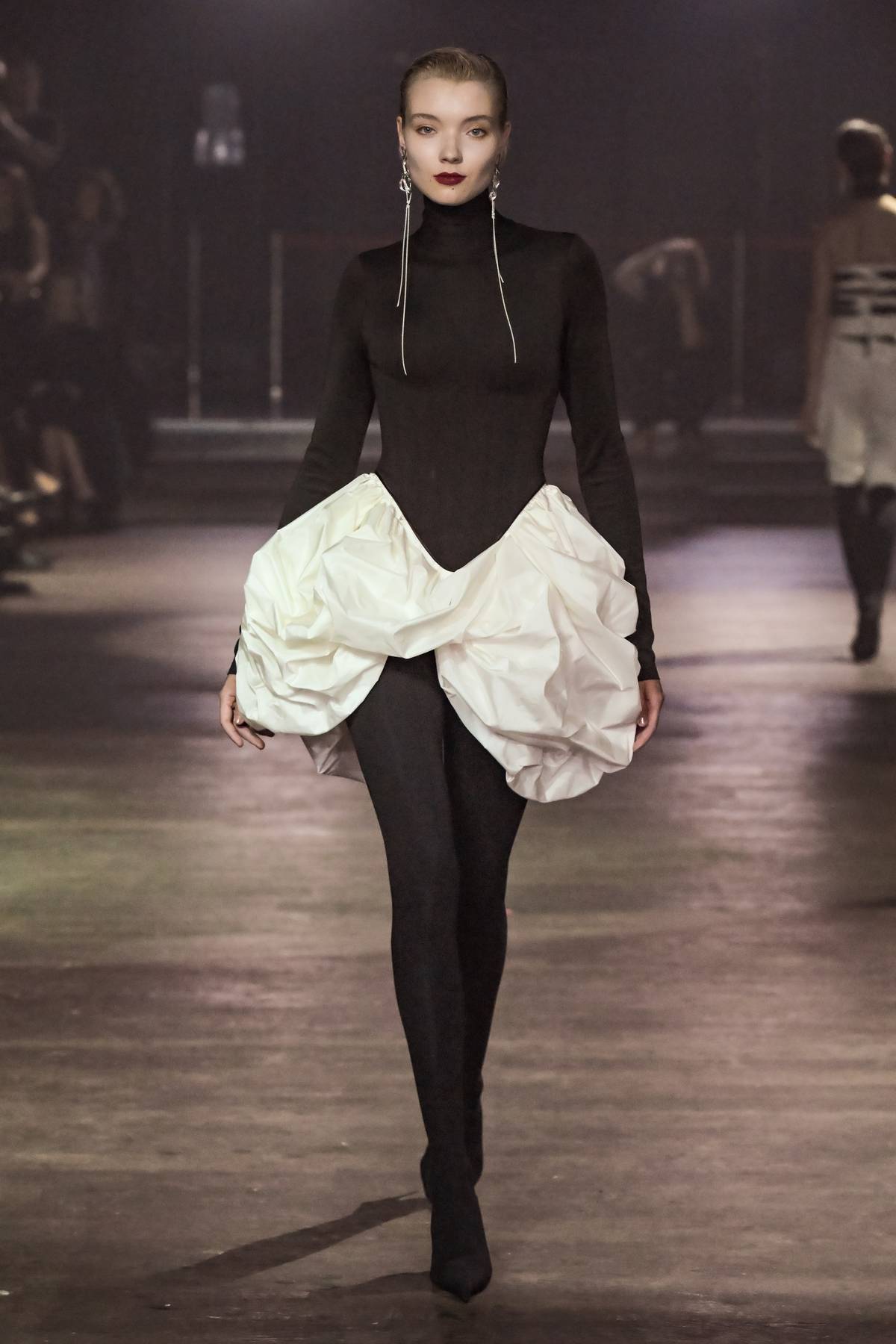 Modely Tomáše Němce doplnila šperkařka Veronika Ďuricová s pseudonymem Dick Wolf.