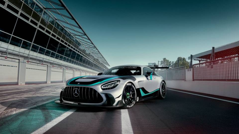 Mercedes-AMG představil svůj nejvýkonnější závoďák pro zákazníky