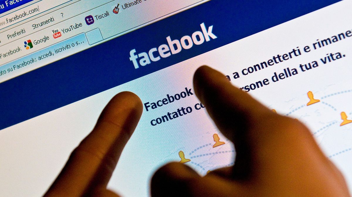 Právník Mark Zuckerberg žaluje Facebook za neustálé blokování účtu