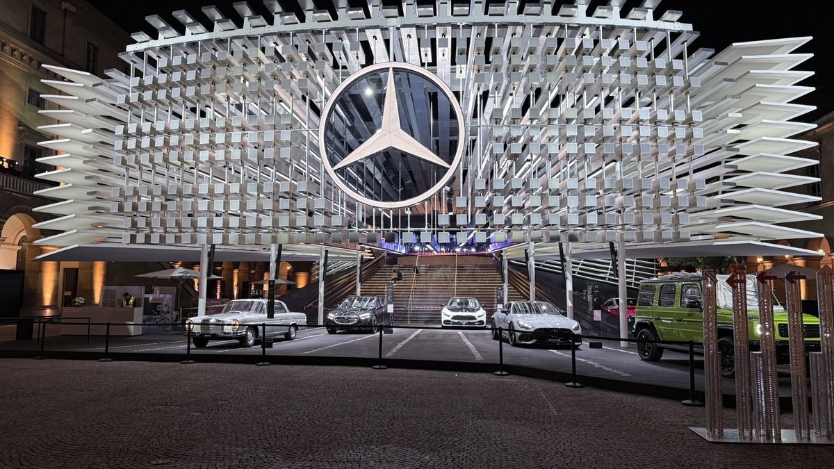 Malý Mercedes třídy G dostane i spalovací motor