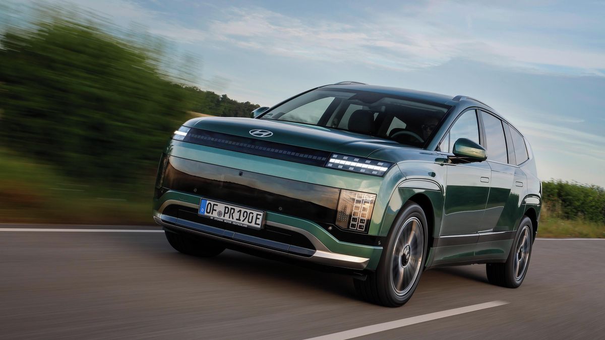 Za volantem Hyundaie Ioniq 9: Nevšední po všech stránkách