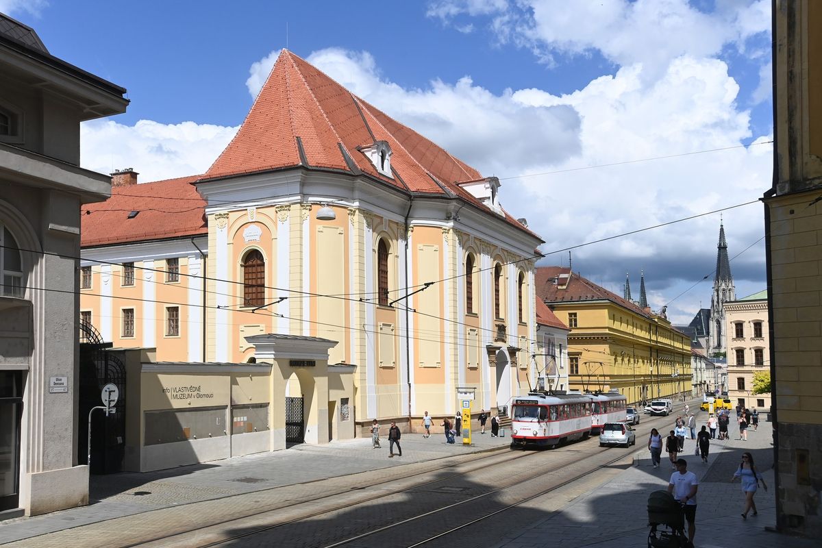 Za hudbou, vzácnými nástroji i na jarmark do Olomouce