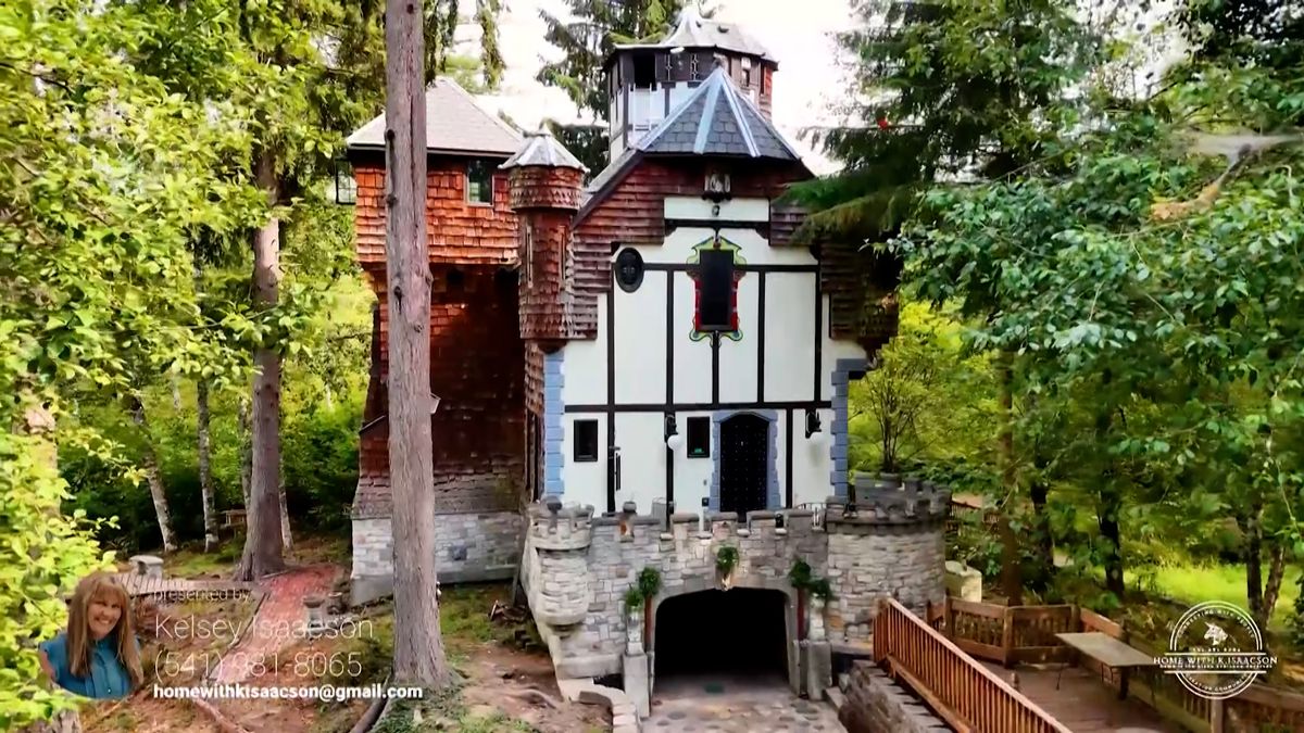 Hrad po americku? Evropany pobaví, bydlení ale nabízí zajímavé