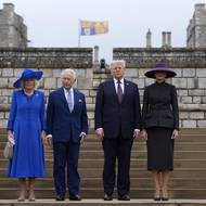 Ve středu navštívili Trumpovi hrad Windsor.