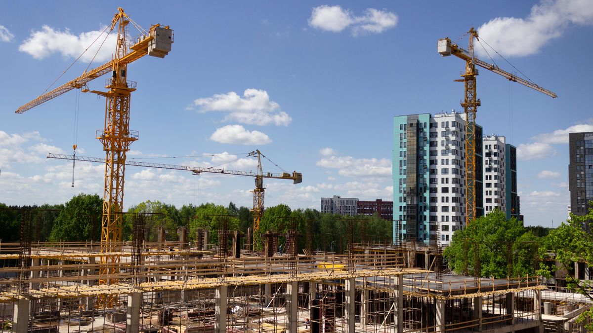 Centrální stavební úřad výstavbu zrychlí, věří stavebníci