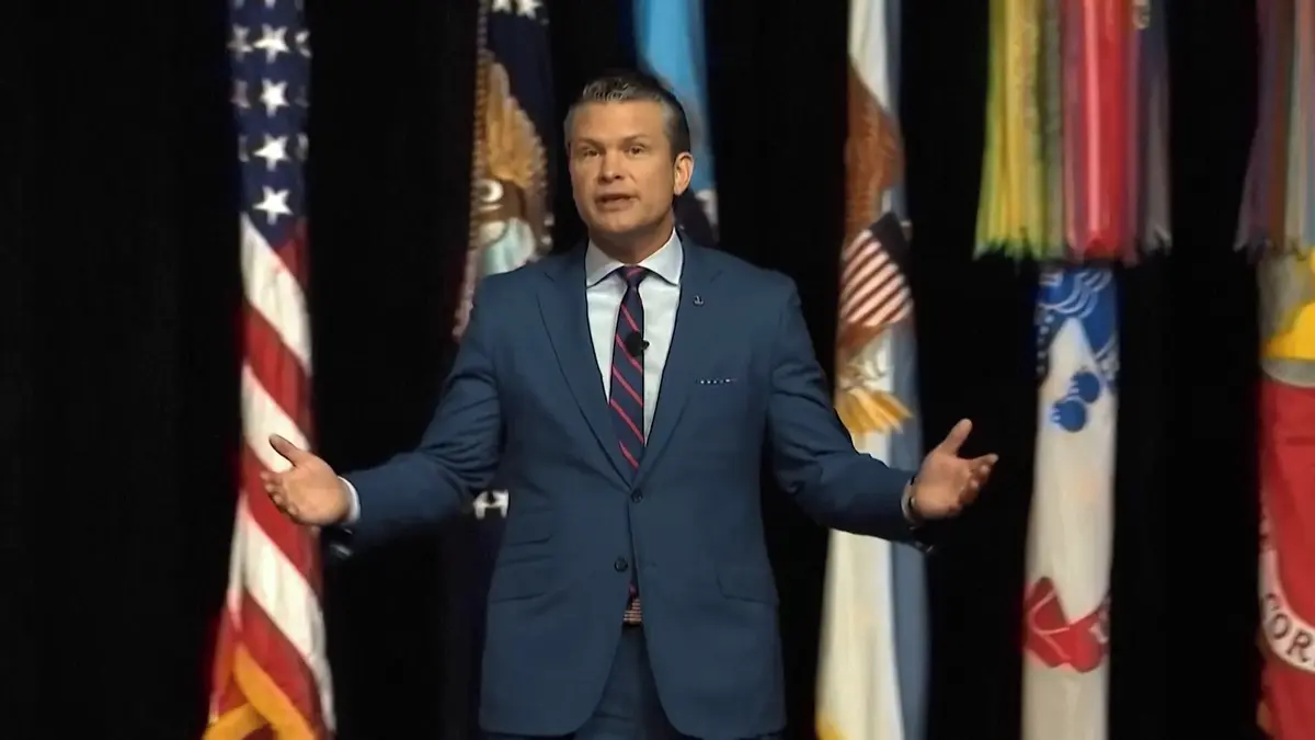 Čistky v Pentagonu pokračují. Ministr Hegseth odvolal z funkce dalšího generála