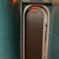 Důležitou roli v něm hrají také schody.