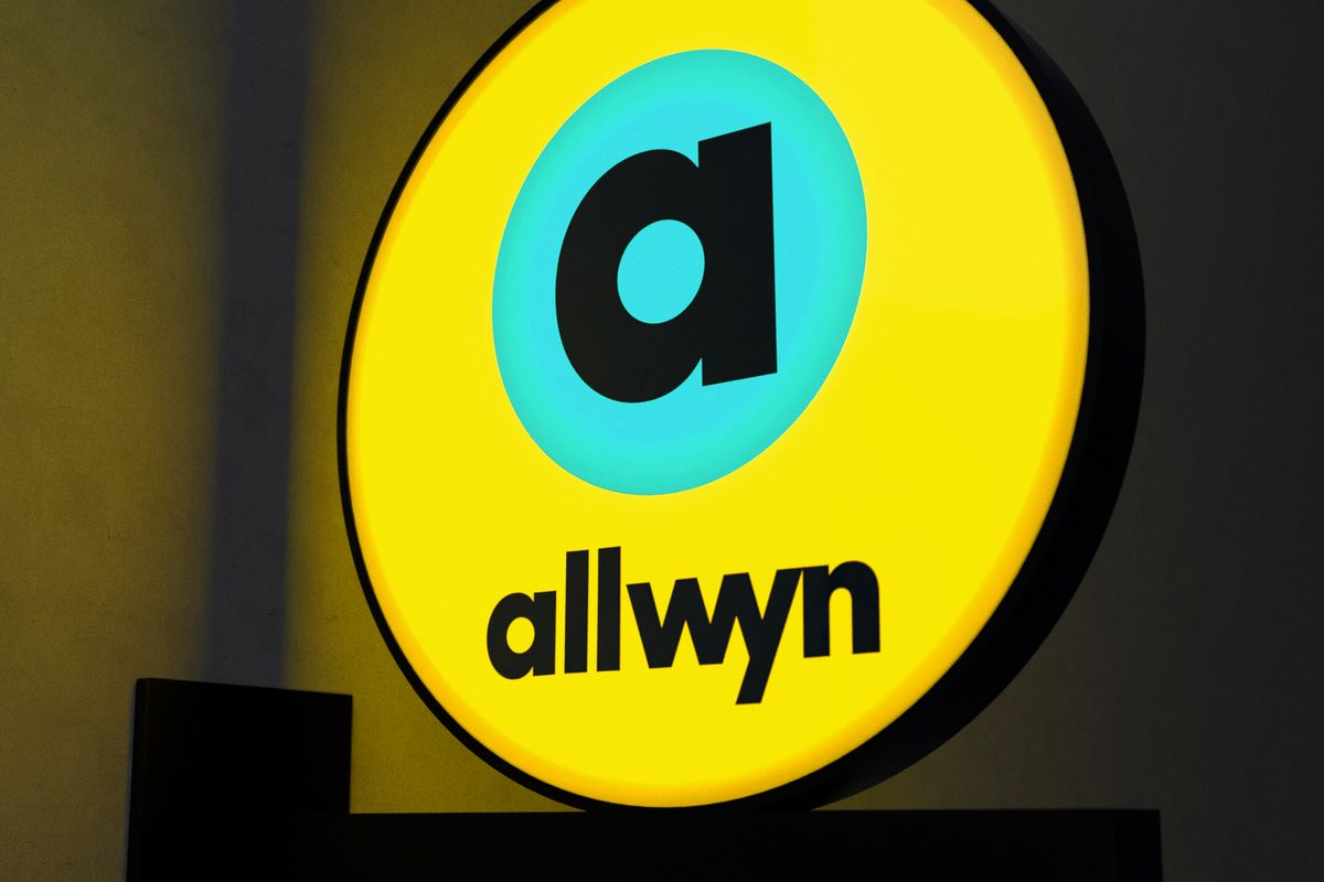 Sazka změní název i logo