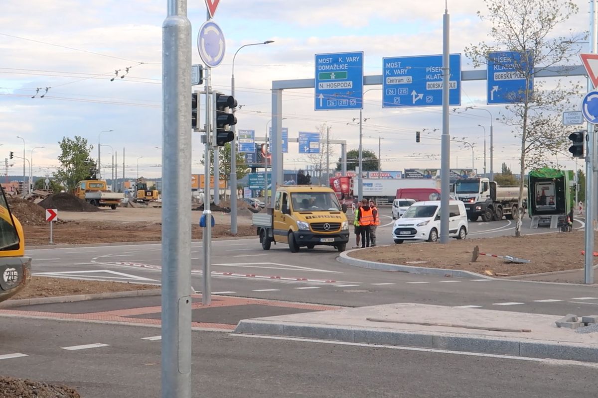 Plzeňský dopravní očistec u Makra skončí 27. září