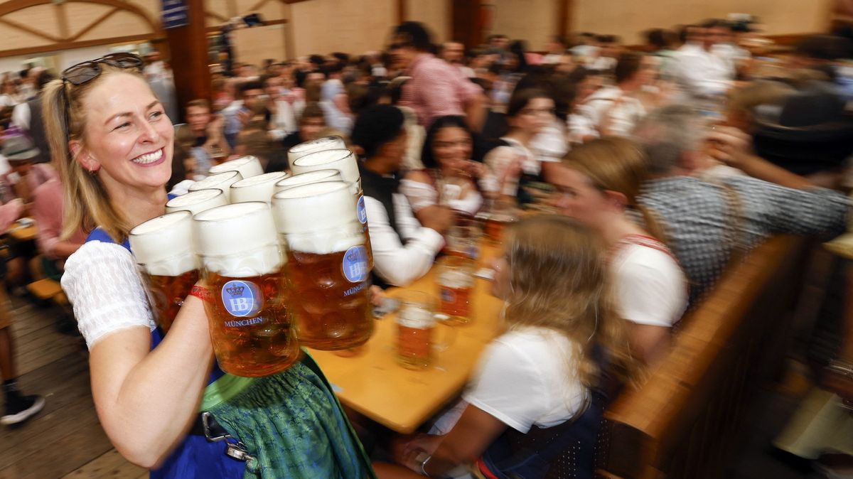 Oktoberfest po česku: kde ochutnat Märzen a jak připravit obazdu