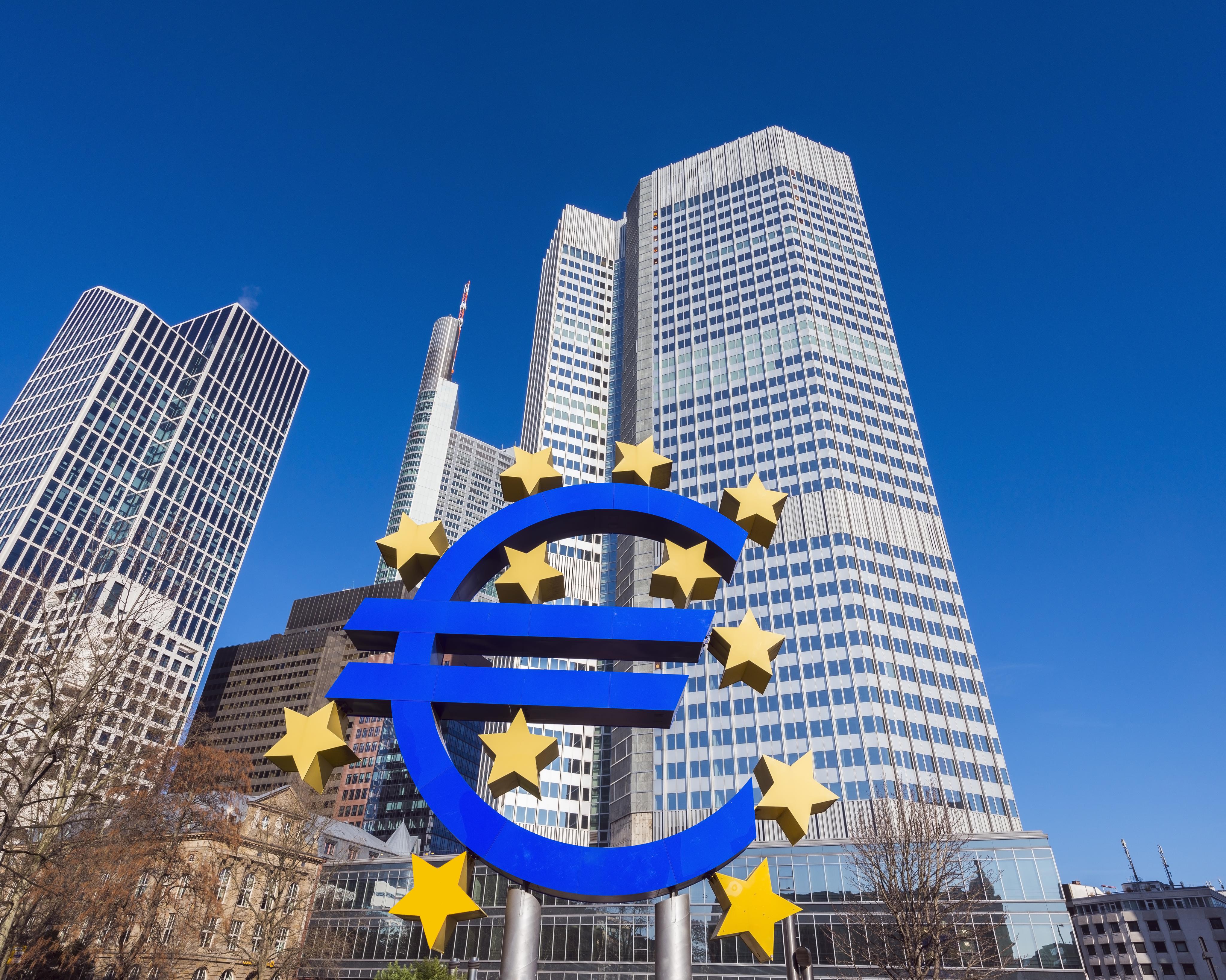 Ekonomika EU i eurozóny na začátku roku klesla