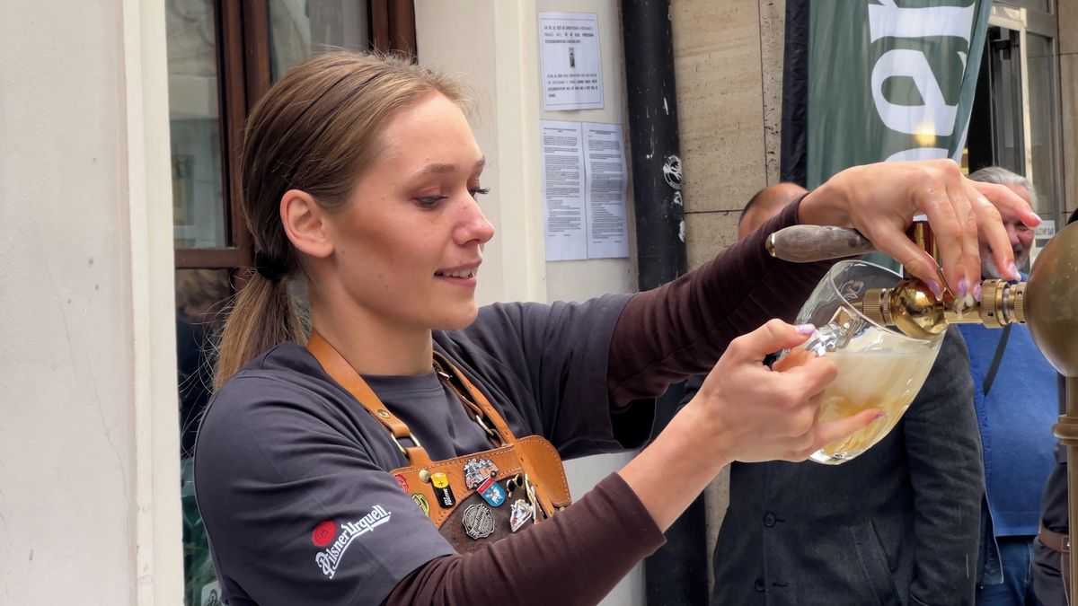 Spotřeba piva v Česku loni klesla na historické minimum