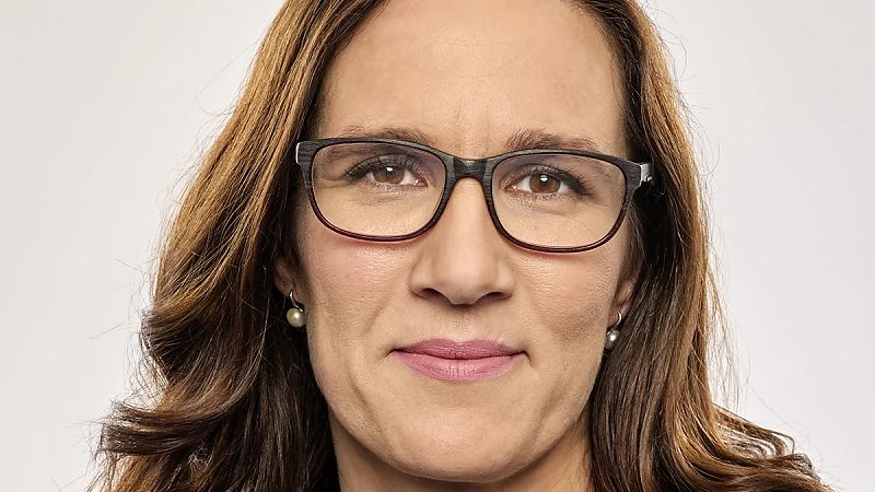 Do Sněmovny míří i dcera Josefa Luxe. Rady otce by se hodily, říká