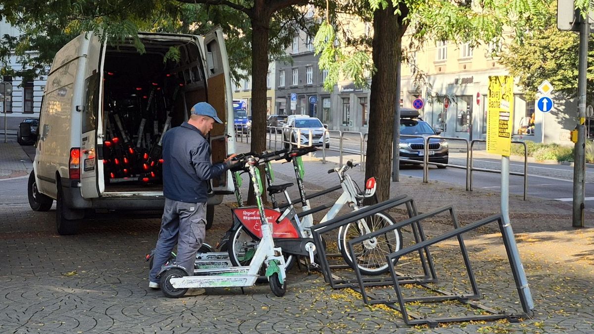 S elektrokolem a elektrokoloběžkou se v Ostravě do MHD nesmí, důvodem je riziko požáru