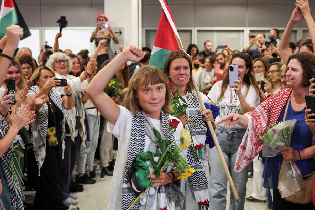 Na čtyřiceti lodích mířících do Gazy se nakonec našly dvě tuny pomoci, oznámil Izrael