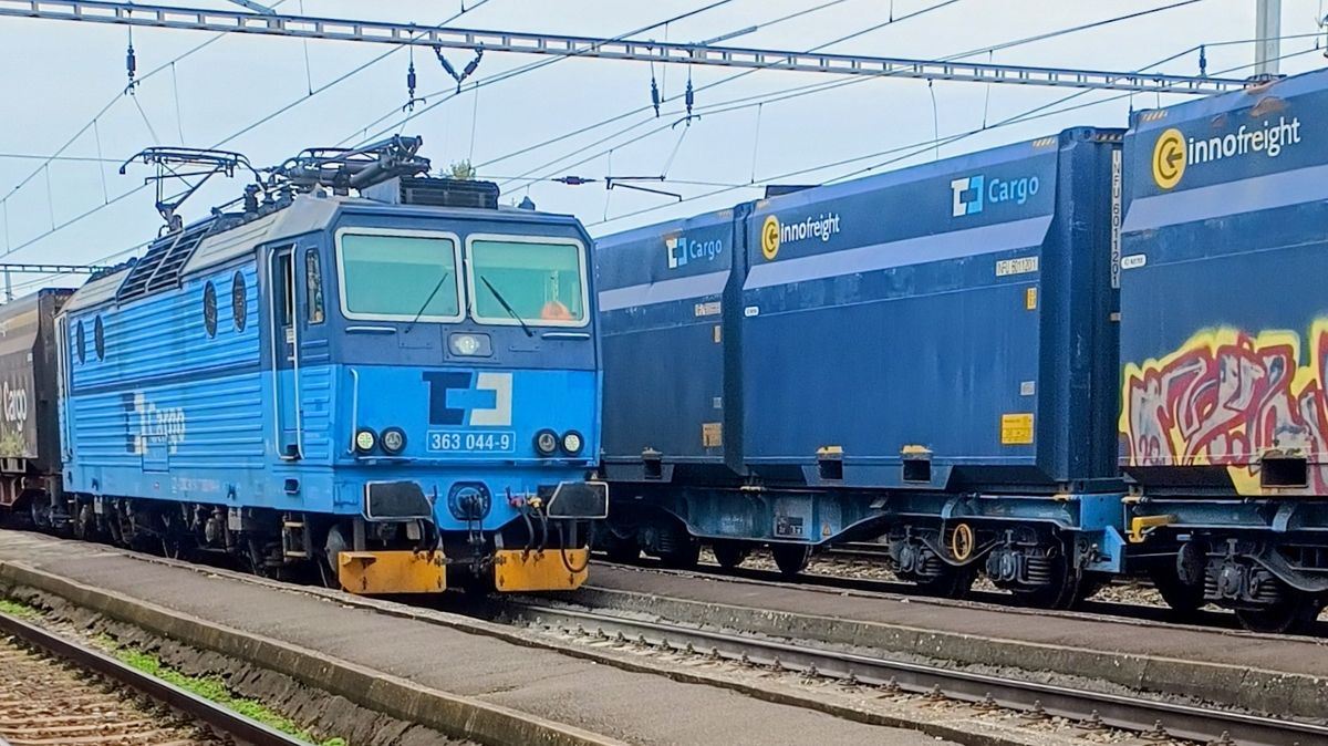 Rychlík na jihu Čech srazil člověka, ten na místě zemřel