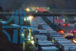 Dálnici D5 na Plzeňsku zablokovala nehoda kamionu