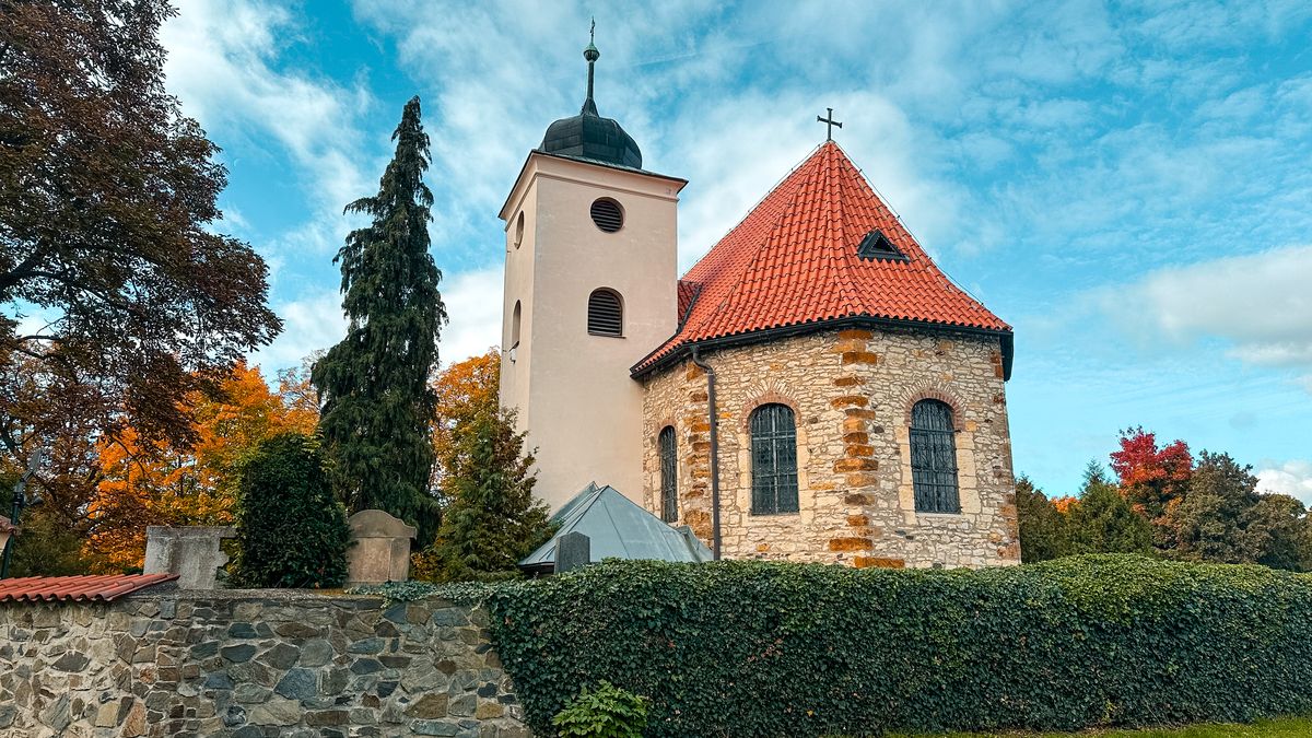 Kostel sv. Klimenta je nejstarší v Česku. Klame však tělem