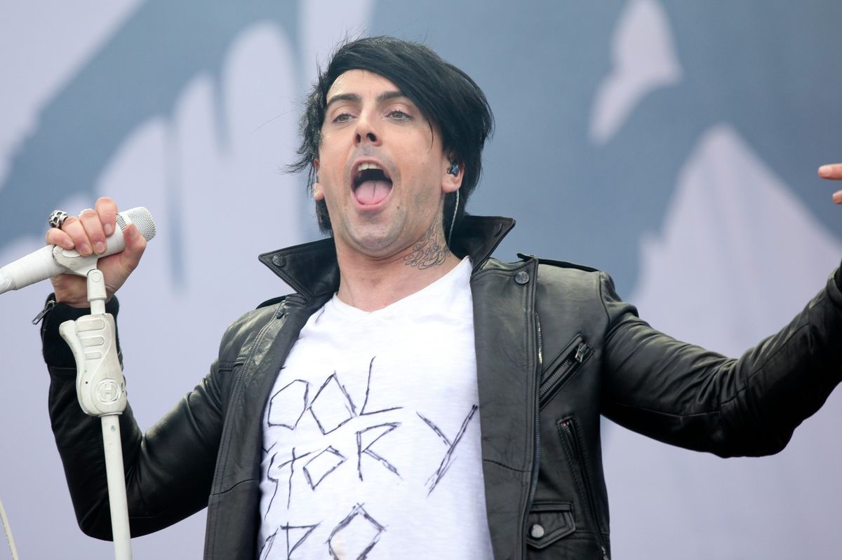 Zemřel Ian Watkins, bývalý zpěvák kapely Lostprophets. Ve vězení ho zabil spoluvězeň