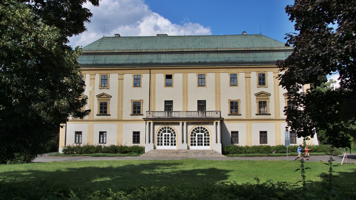Zlínský zámek představí mladé umělce z regionu