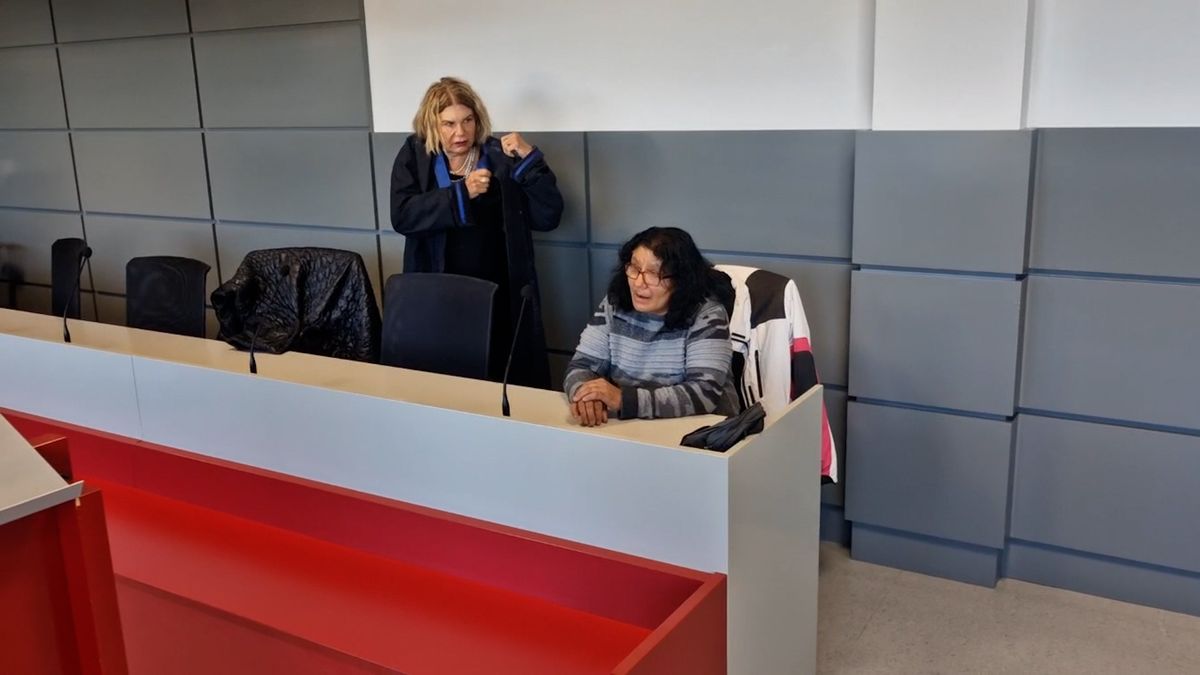 Bývalý přítel mě chce zničit, řekla soudu žena obžalovaná ze založení dvou požárů