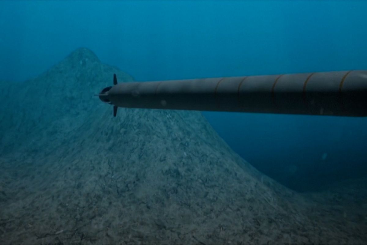 Testy burevestniků a poseidonů nejsou jaderné zkoušky, tvrdí Peskov