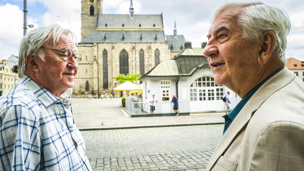 FOTO: Donutil i Lábus to mají rádi v Plzni. Tvůrce Žen v běhu láká na svůj nejkomediálnější film