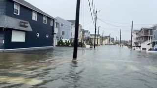 Nor’easter zasáhl východní pobřeží USA lijáky a ničivými záplavami