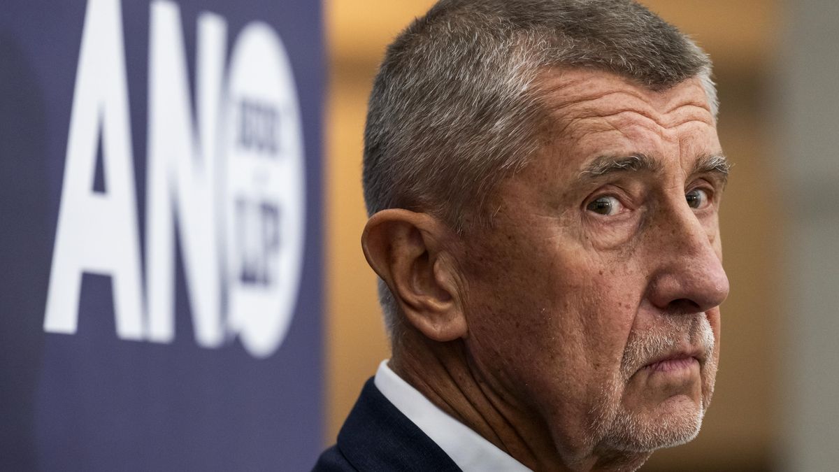 Už ani korunu z rozpočtu Ukrajině na zbraně, řekl Babiš