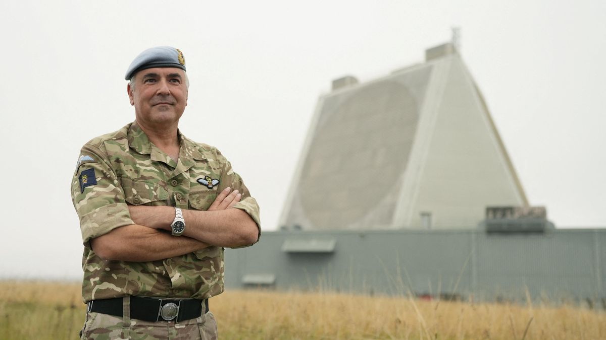 Rusko každý týden zkouší rušit britské satelity